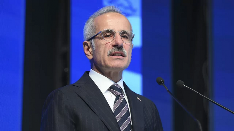 Bakan Uraloğlu Aktif havalimanı sayımızı 58'e çıkardık