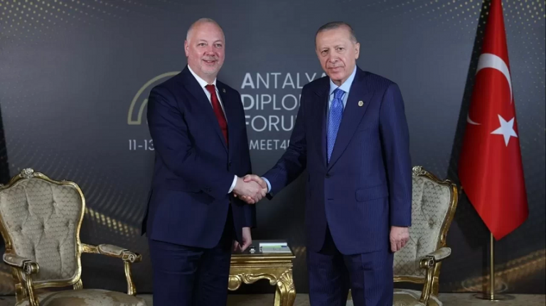 Cumhurbaşkanı Erdoğan Antalya'da diplomasi trafiğini sürdürüyor