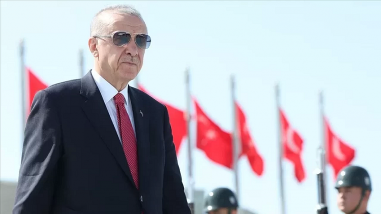 Yunan basınından Türk diplomasisine övgü Tüm oyunu Erdoğan oynuyor