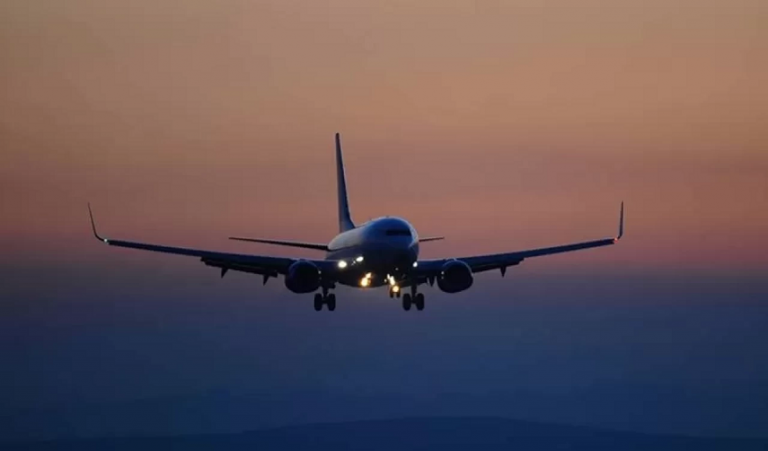 İran'dan Umman’a kritik uçuş! Trump’ın açıklamasının ardından diplomatik trafik hızlandı