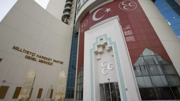 MHP’den Sağlık Politikalarında Yapay Zekânın Yeri ve Tıbbın Geleceği paneli